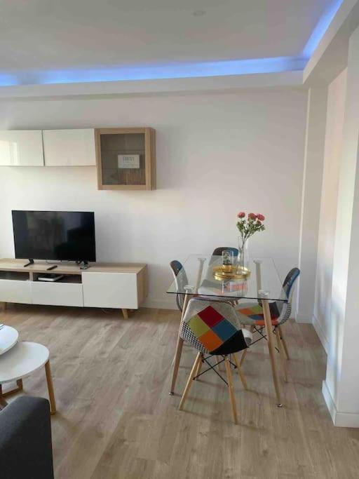 מאלגה Victoria'S Apartment Boutique מראה חיצוני תמונה